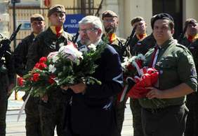 Pokaż zdjęcie: Święto Wojska Polskiego  