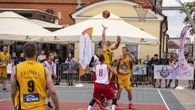 Koszykówka zawodników pełnosprawnych.