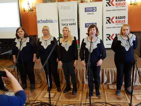 Pokaż zdjęcie: Przegląd Twórczości Osób Niepełnosprawnych Przegląd Twróczości Osób Niepełnosprawnych V