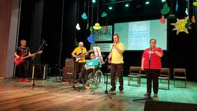 Pokaż zdjęcie: XXX Festiwal Piosenki w Skarżysku–Kamiennej 3