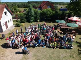 Pokaż zdjęcie: XIV Piknik w „Radości”  ze strażakami i motocyklistami