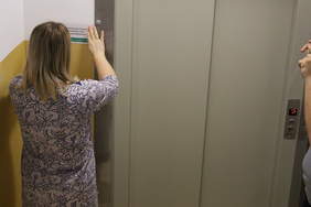 Pokaż zdjęcie: Uroczyste przekazanie windy