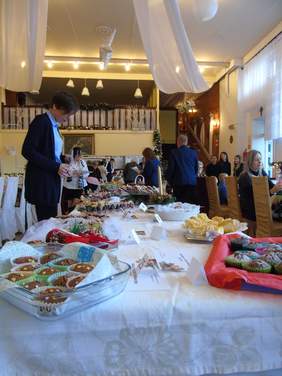 Pokaż zdjęcie: Anna Skupień, dyrektor Oddziału Wielkopolskiego PFRON w Kapitule Konkursu kulinarnego „Śladami słodkiego piernika …”