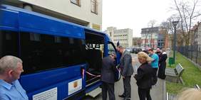 Pokaż zdjęcie: Przecięcie wstęgi