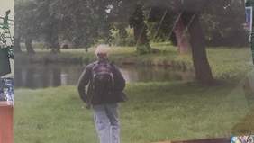 Pokaż zdjęcie: "Chłopak z plecakiem" kategoria fotografia