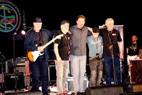 Występujący muzycy