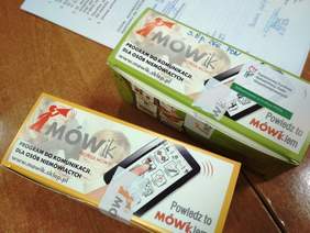 Pokaż zdjęcie: Dwa pudełka oprogamowania do tabletów MÓWIK