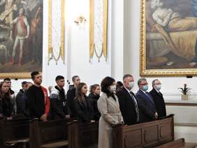 Pokaż zdjęcie: Msza na Świętym Krzyżu