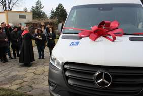 Pokaż zdjęcie: Poświęcenie nowego pojazdu