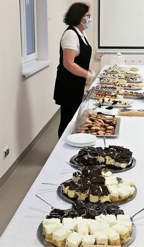 Pokaż zdjęcie: Poczęstunek przygotowany przez ZAZ w Tucholi