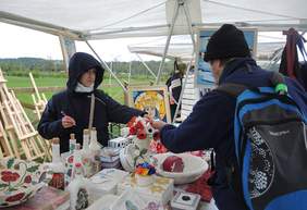 Pokaż zdjęcie: Warsztaty na stoiskach