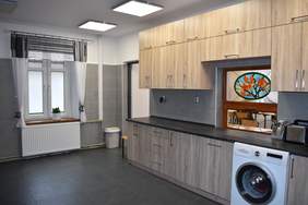 Pokaż zdjęcie: Wyremontowana i w pełni wyposażona nowa kuchnia