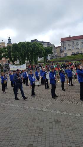 Przemarsz ulicami Przemyśla, obchody Dnia Godności Osób z Niepełnosprawnością Intelektualną