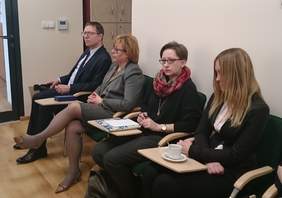 Pokaż zdjęcie: Spotkanie z przedstawicielami  małopolskich Zakładów Aktywności Zawodowej