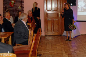 Pokaż zdjęcie: Okolicznościowe przemówienie p. Aleksandry Gierej - Dyrektor PFRON Oddział Kujawsko-Pomorski