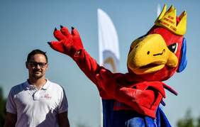 Pokaż zdjęcie: Gryfuś maskotka Szczecina