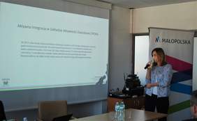 Pokaż zdjęcie: Wystąpienie prezes Karoliny Ledzińskiej