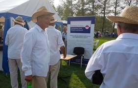 Stoisko informacyjne Małopolskiego Oddziału PFRON