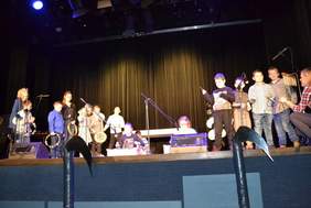 Pokaż zdjęcie: Zespół Pasja z Giżycka