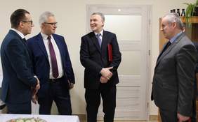 Pokaż zdjęcie: Andrzej Wnuk,Krzysztof Michałkiewicz,AlbinMazurek,Paweł Wdówik