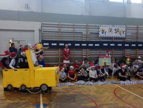 Pokaż zdjęcie: Występ dzieci Zespołu Szkół Ogólnokształcących nr 5 w Sosnowcu