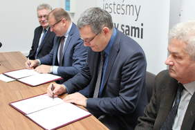 Pokaż zdjęcie: Pospisanie listu intencyjnego w sprawie współpracy