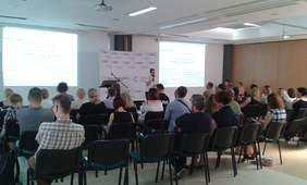 Pokaż zdjęcie: Uczestnicy spotkania