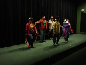 Pokaż zdjęcie: Spektakl "Ono" w wykonaniu Teatru "Recepta"