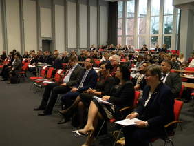 Pokaż zdjęcie: Zdj_cie_5_-_Uczestnicy_spotkania.JPG