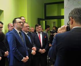 Pokaż zdjęcie: Oficjalne otwarcie WTZ w Rzozowie z udziałem zaproszonych gości
