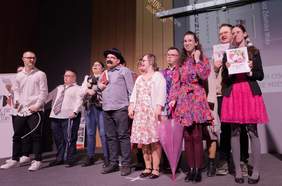 Pokaż zdjęcie: Występ uczestników WTZ