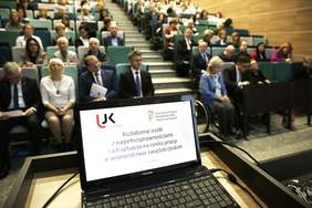 Pokaż zdjęcie: goście podczas konferencji fot. Radio Kielce 