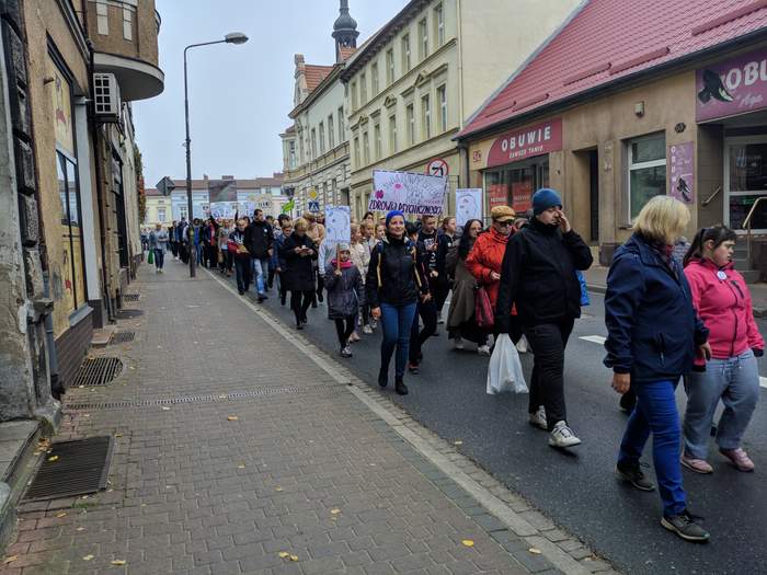 Pokaż zdjęcie: Przemarsz ulicami Wałcza