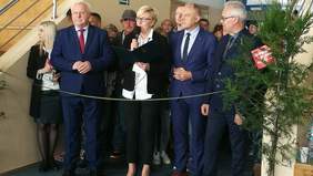 Pokaż zdjęcie: Uroczyste otwarcie wydarzenia
