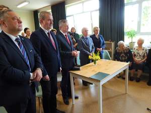 W uroczystości uczestniczyli przedstawiciele władz samorządowyc