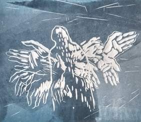 Pokaż zdjęcie: Okładka tomiku - krocząca postać oddalająca się jakby we mgle w niewiadomym kierunku odwrócona do nas plecami. Zarys tej postaci, uchwycony kilkoma liniami otoczony cicha przestrzenią w której pojawiają się delikatne linie horyzontu i perspektyw