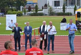 Pokaż zdjęcie: Uroczyste otwarcie stadionu 
