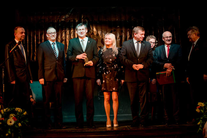 Pokaż zdjęcie: Gala "Sokołów Kaliskich"