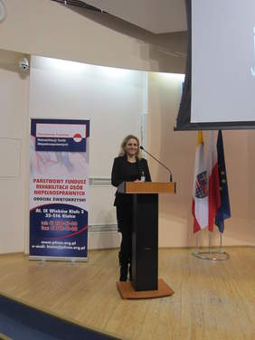 Pokaż zdjęcie: Pracownik_Oddzia_u__wi_tokrzyskiego_PFRON_P__Bo_ena_Obara.JPG