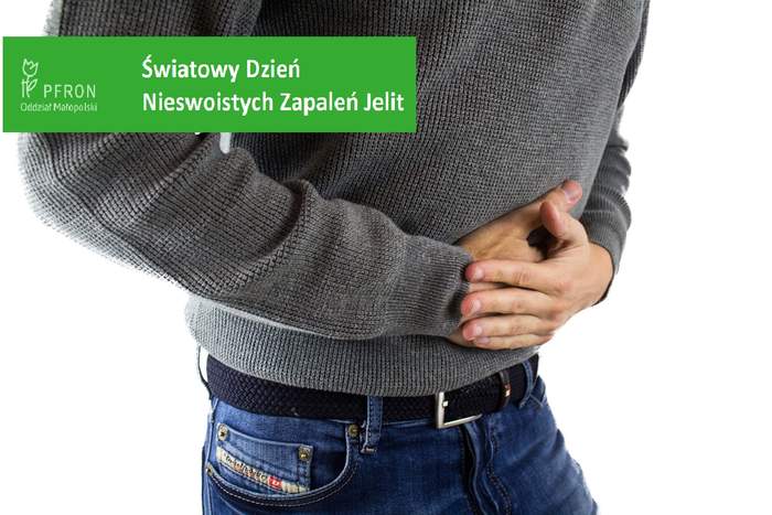 Pokaż zdjęcie: Na zdjęciu: mężczyzna w pozycji wskazującej na ból brzucha