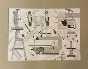 Pokaż zdjęcie: Grafika w odcieniach szarości. Przedstawia rysunki maszyny do szycia, linijki kątowej, imadła, cyrkla, obcęg, młotka, krzesła, nożyczek pilnika. 