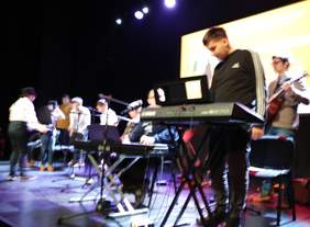 Pokaż zdjęcie: Występy artystyczne