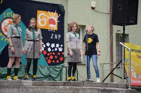 Pokaż zdjęcie: uczestnicy XXXI Ogólnopolskiego Zlotu Drużyn Nieprzetartego Szlaku ZHP