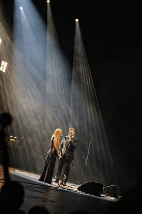 Pokaż zdjęcie: Niezwykły duet uczestników koncertu