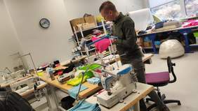 Pokaż zdjęcie: PZAZ w Gryfinie - pracownia krawiecka