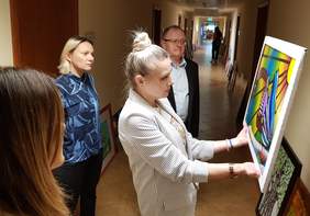 Pokaż zdjęcie: 11 października 2023 r. finał konkursu Plastycznego „Sztuka Osób Niepełnosprawnych” 