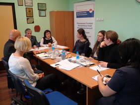 Pokaż zdjęcie: 2__Spotkanie_z_Pe_nomocnikami_Rektora_ds__student_w_niepe_nosprawnych__l_skich_uczelni.JPG