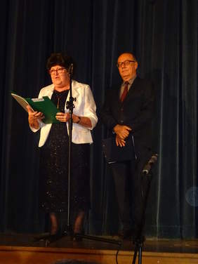 Otwarcie Festiwalu przez Annę Dębską, Prezes Polskiego Stowarzyszenia Młodzież Sprawna Inaczej, Kierownik WTZ w Zgłobniu 