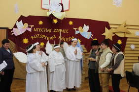 Pokaż zdjęcie: Jasełka w wykonaniu uczestników Warsztatu Terapii Zajęciowej