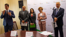 Pokaż zdjęcie: Briefing